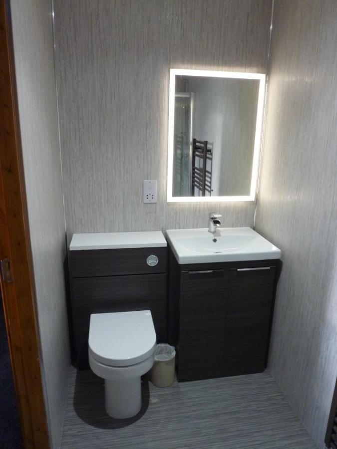 Inverness. Private Double Room With En Suite. Room Only. ภายนอก รูปภาพ